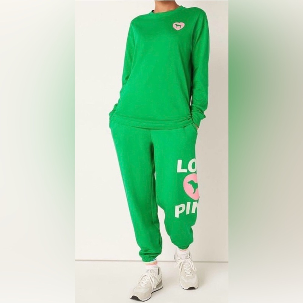 VS Pink green Campus sweatpants medium & Campus long sleeve tee T-shirt large